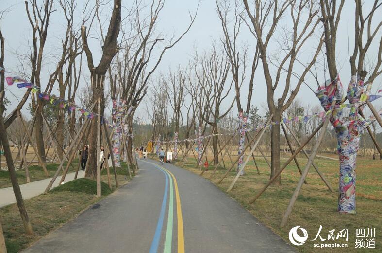 江家艺苑位于锦城绿道成自泸与成龙大道之间的三圣乡片区刘海韵 摄