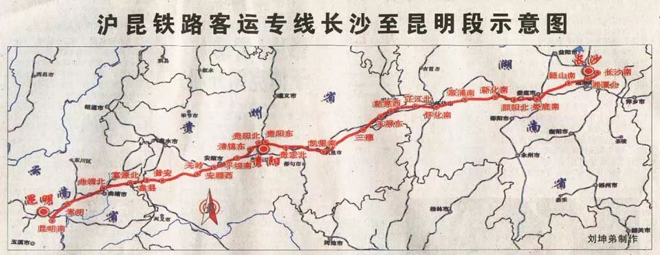 从沪昆高铁贵州段线路图中看出,沪昆高铁贵州段东起铜仁,凯里,贵阳
