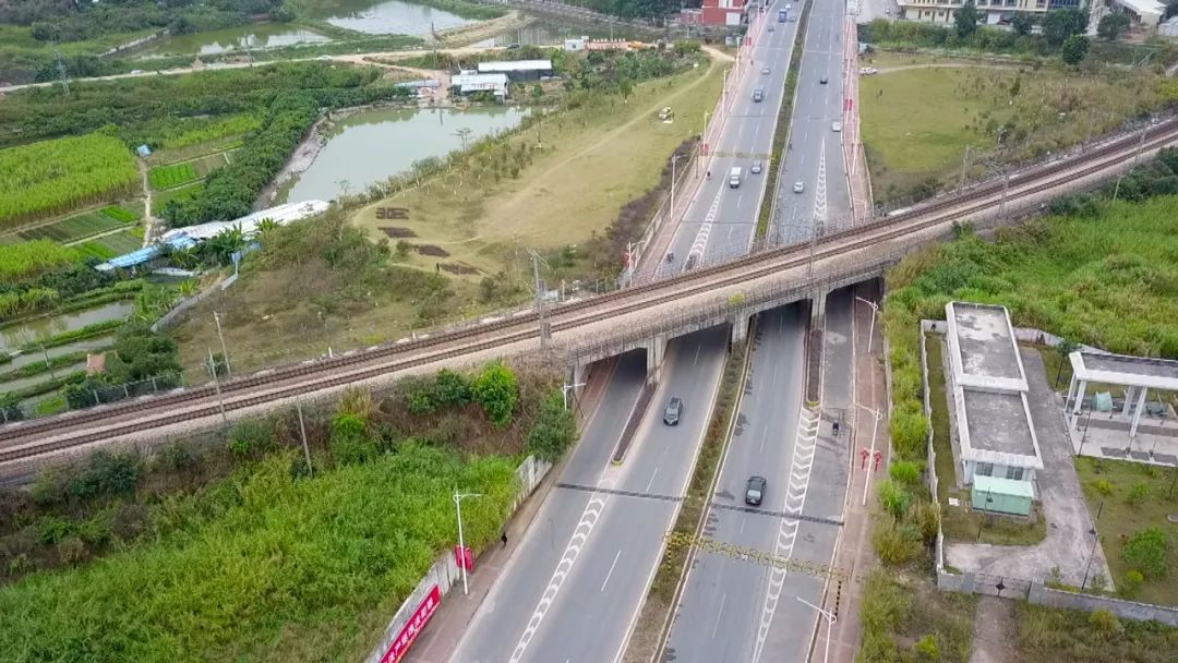 服务经济建设,东部片区土地连接,为促使谢常路与谢岗镇银瓶妹妹了解到