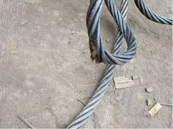 钢丝绳绳芯挤出,报废