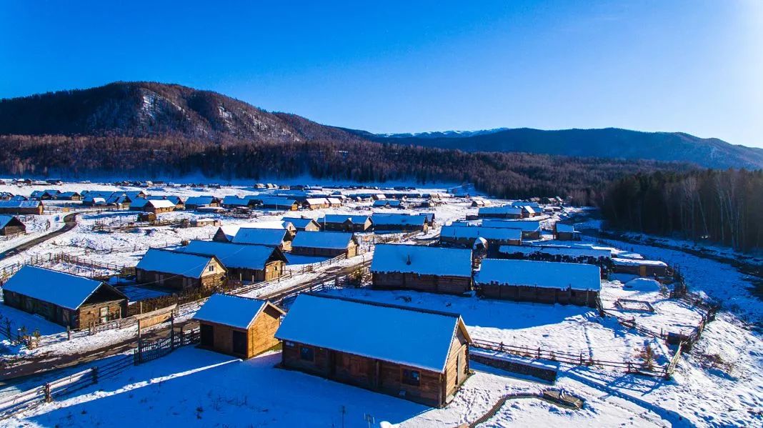 这里有中国 最美的童话雪乡—禾木村落