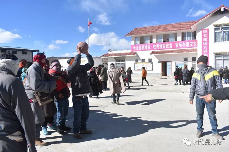 两联一进贾柯河牧场召开2019年两联一进群众宣教大会