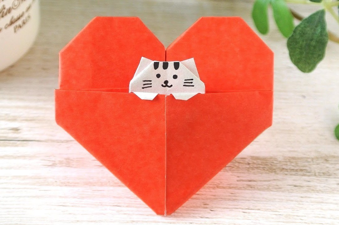 教你用一张纸折出一只趴在爱心里的小猫,太萌了!_手机