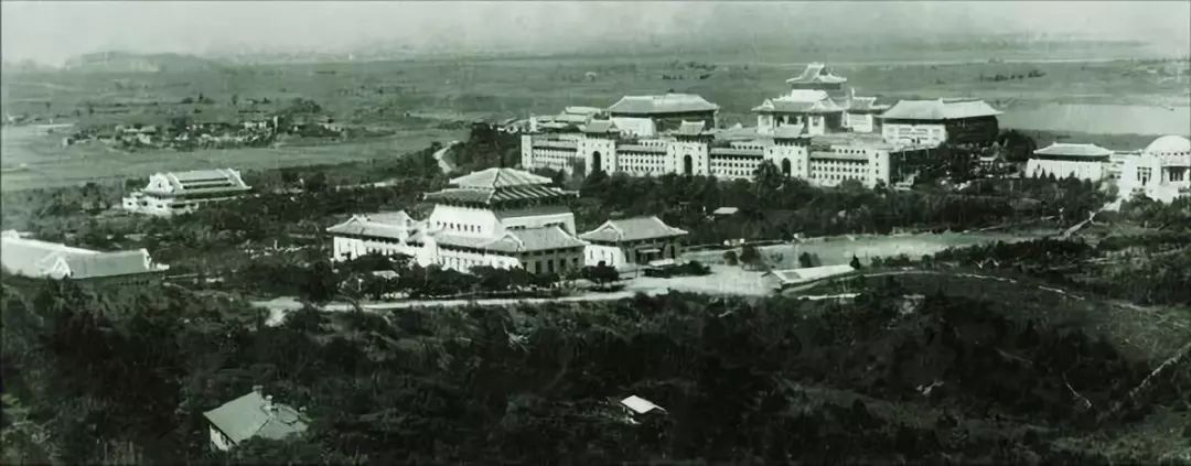 至于"老二"则是在1927年11月改名的前国立武昌中山大学,但一个月后该