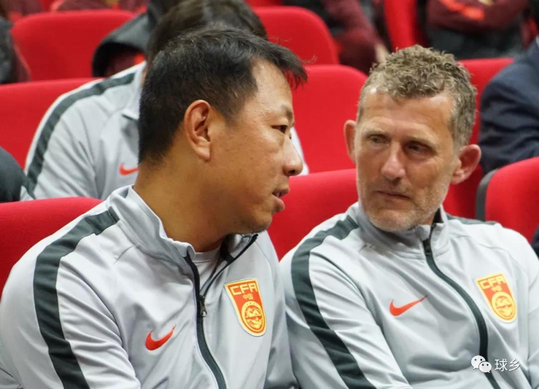 在梅州五华,中国女足主教练贾秀全有两个期盼