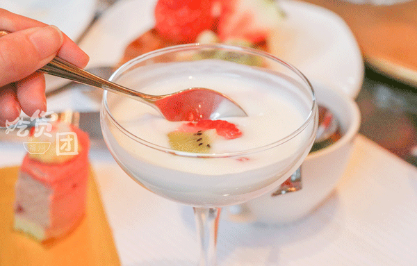 莓子酸奶