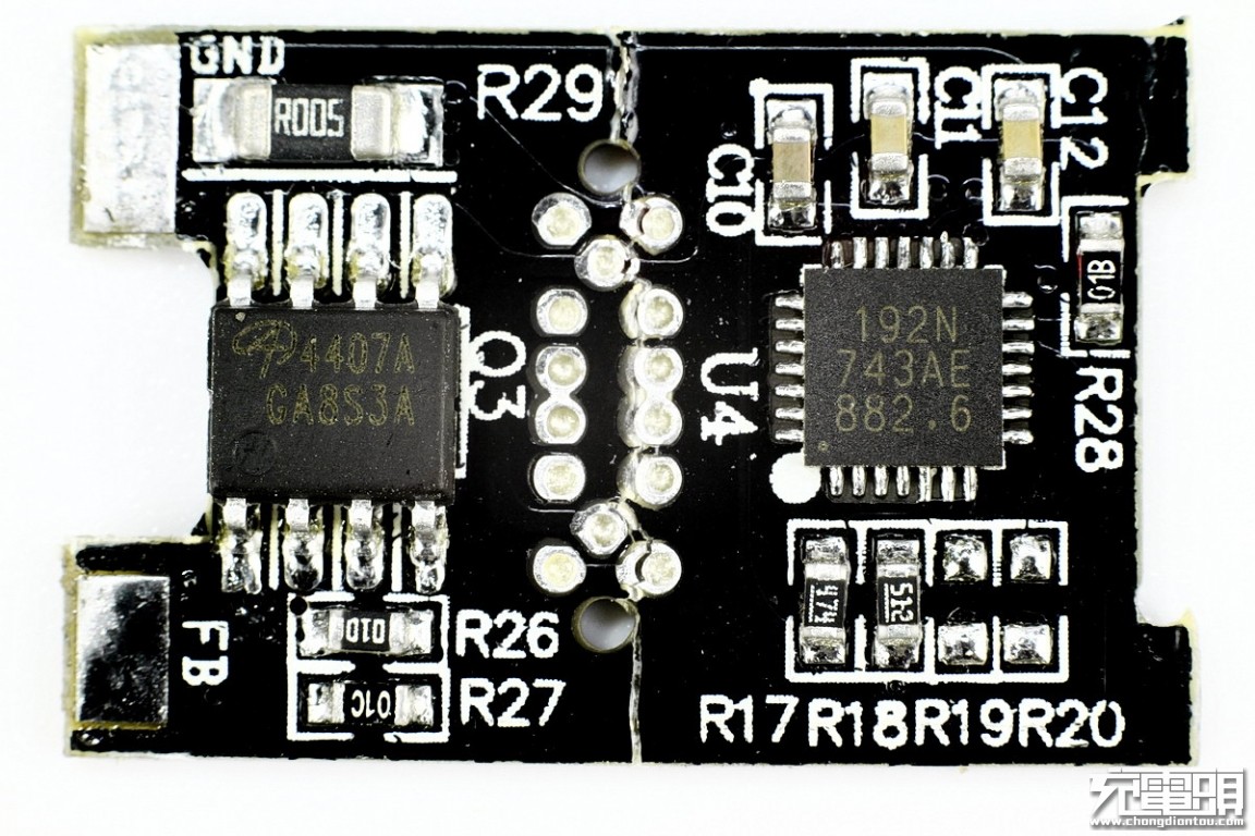 高仿蘋果18W USB PD充電器拆解 科技 第29張