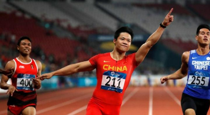 苏炳添辉煌的结束了自己的2018,他能带领男子短跑更进一步吗?