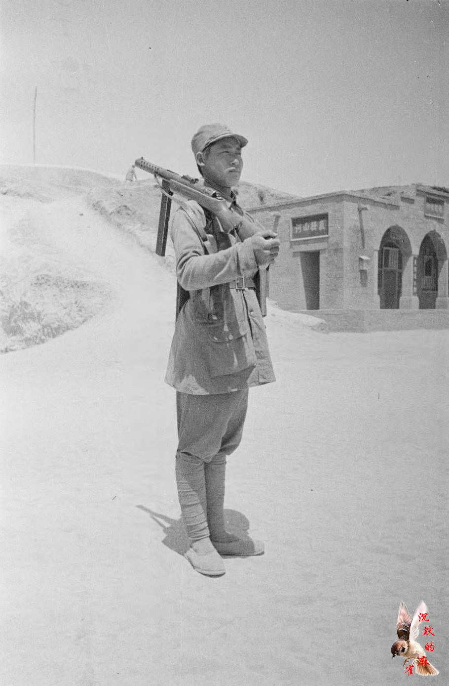 抗战时期,中国军队使用的冲锋枪