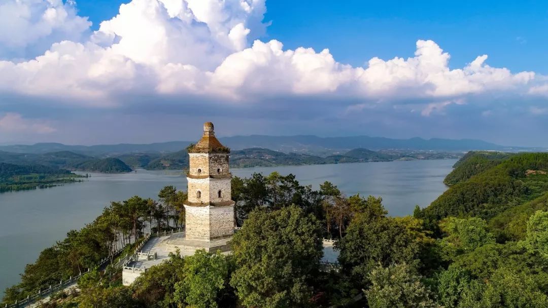 本周六,去丹江口龙山镇过节!杀年猪,买鲜鱼,赏美景