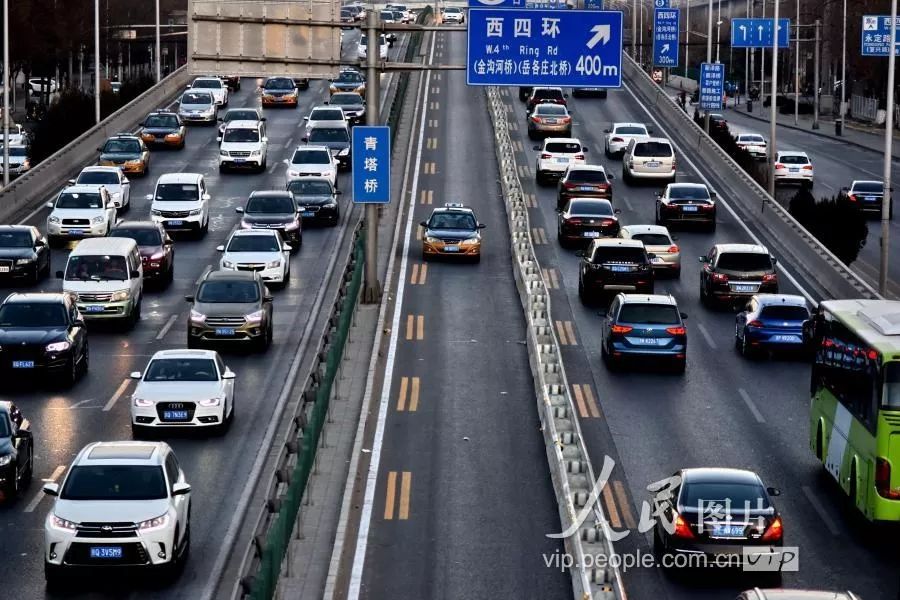 北京市首条城市快速道路潮汐车道开通