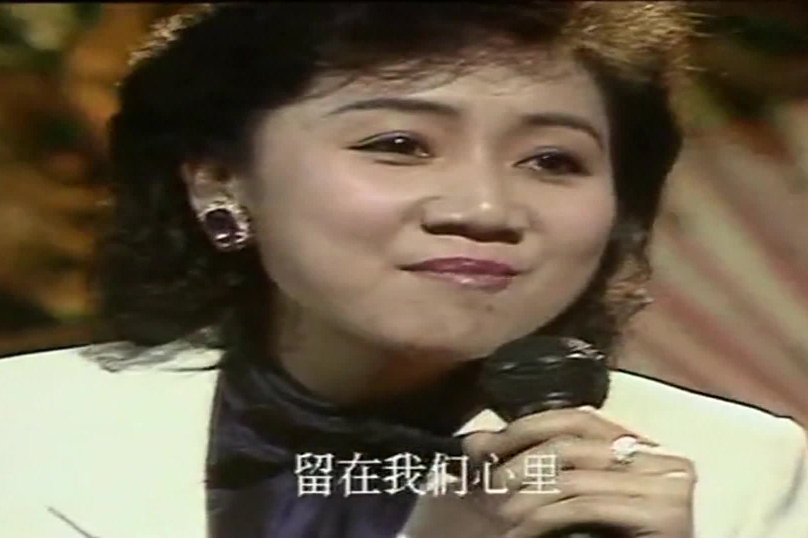 春晚经典歌曲:1986年《春光美》,演唱:张德兰_手机搜狐网