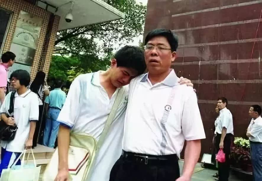中國式的父母從小到大用行動偷偷愛了你一輩子 生活 第24張