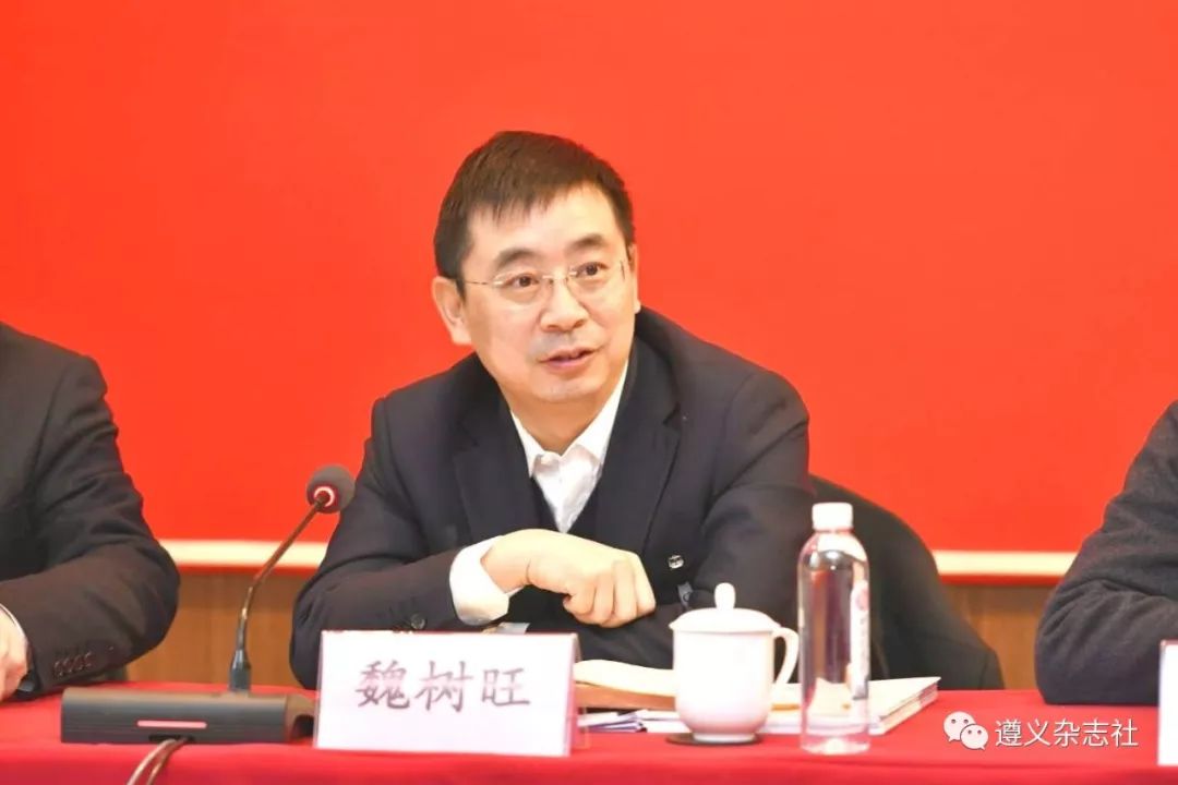 杨亚斌,赵历刚,郭礼坤,刘代顺,杜虹叶,辛红利等代表先后发言,结合自身