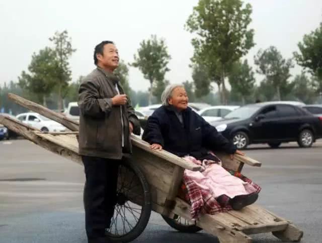 中國式的父母從小到大用行動偷偷愛了你一輩子 生活 第40張