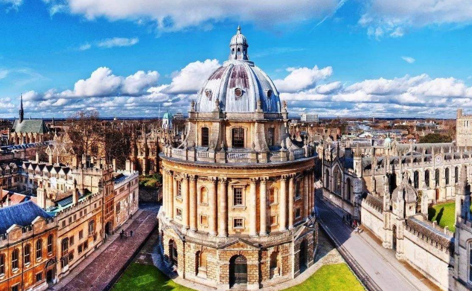 专科生想去英国读商科Top-up 可以选择哪些英国大学 