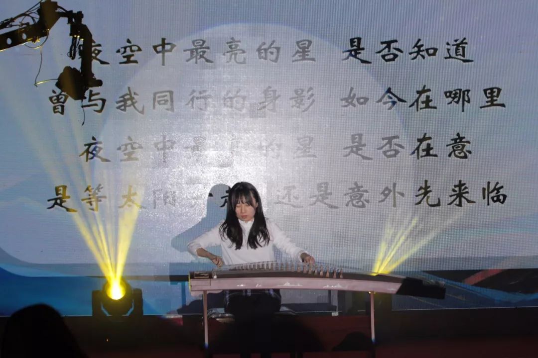 红莓花儿开歌曲曲谱_红莓花儿开简谱(5)