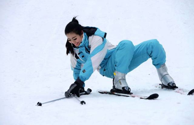 滑雪季丨送你一份滑雪速成技巧,初学者必看攻略!_动作