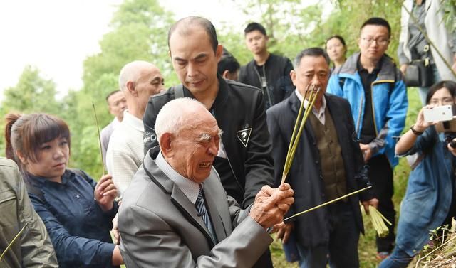 今日头条三年寻到8000人，没有其他秘诀……-科记汇