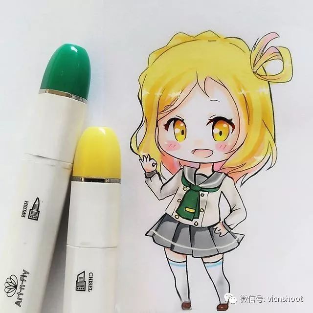 马克笔画出的可爱美少女