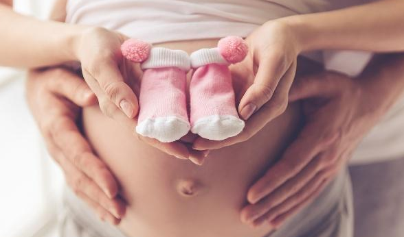 原創
            孕晚期，孕婦出現3個「跡象」，別緊張，可能快要成功「卸貨」了 親子 第1張
