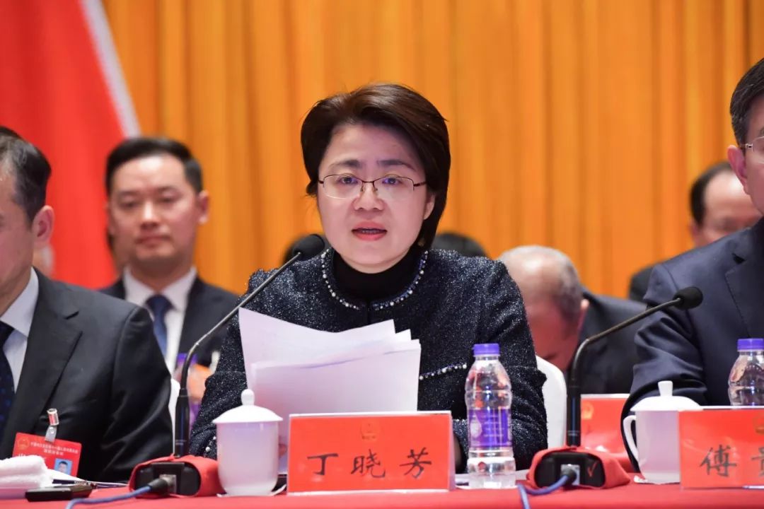傅贵荣当选为江北区人民政府区长