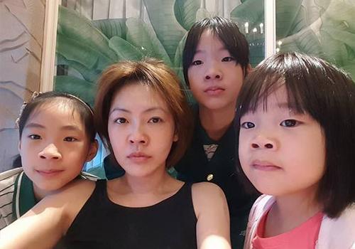 小s三个女儿长开不再是丑女 13岁大女儿撞脸泰国名模 超有范 许曦文