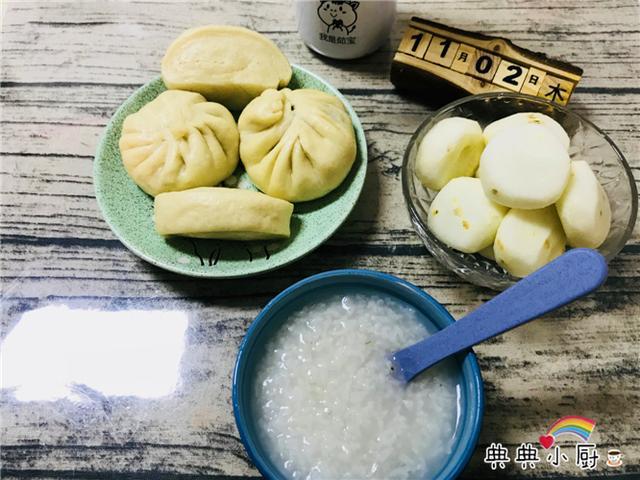 周四:白米粥,包子馒头,马蹄.