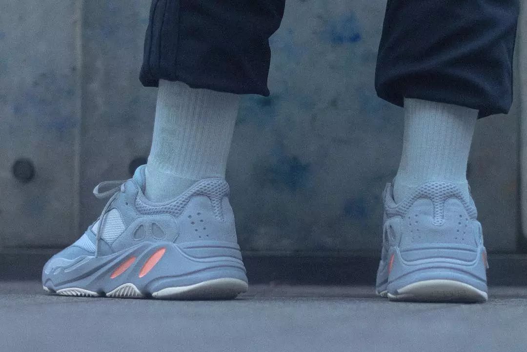 yeezy700紫薯怎么搭_yeezy500穿搭图片(2)