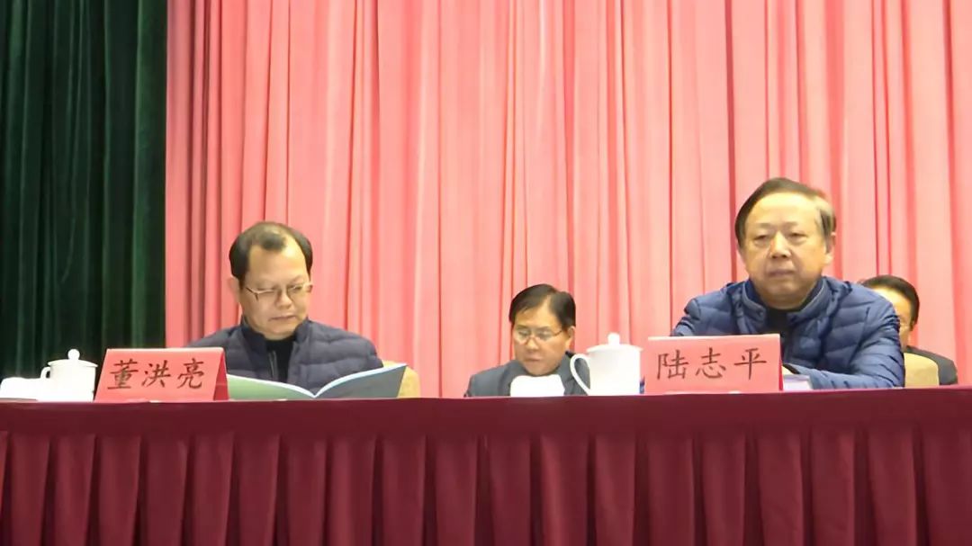 厅基础教育处处长陆岳新,江苏省教育学会常务副会长兼秘书长陆志平