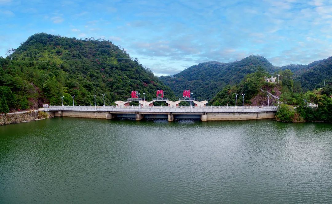 揭牌!龙门湖国家水利风景区:全力打造德化全域旅游新名片