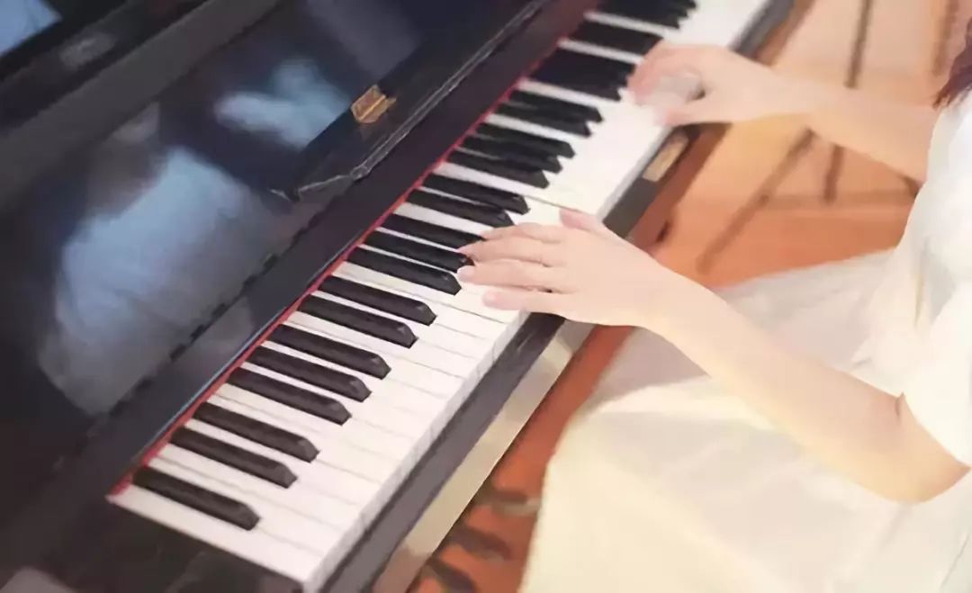 钢琴左手伴奏万能公式