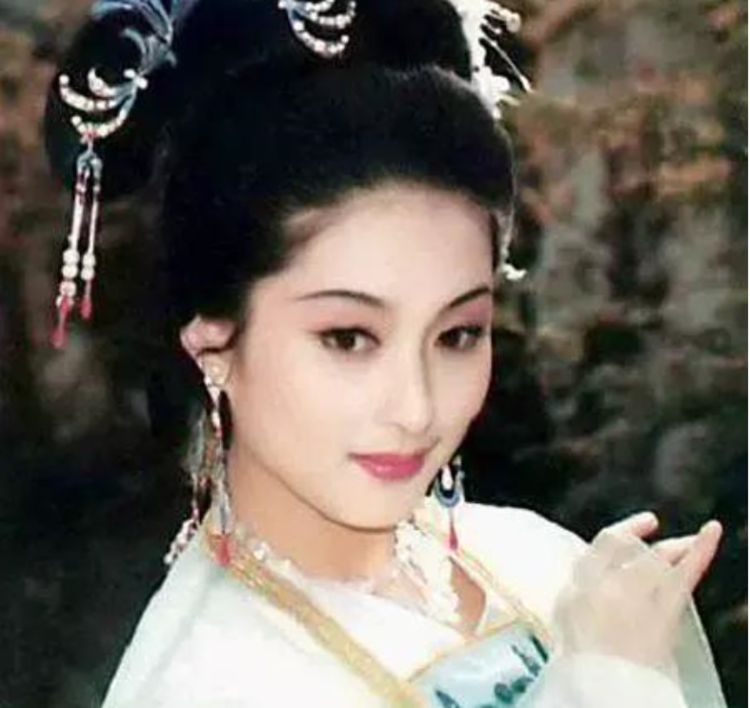 娱乐圈中演过中国古代历史上四大美人的明星其中谁是最美的呢