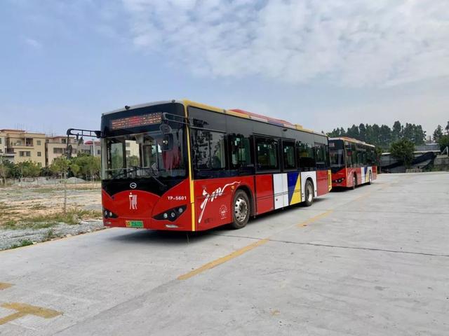 番禺|终于!历时近两年,公交地铁接驳专线8路公交车延长至坑头村