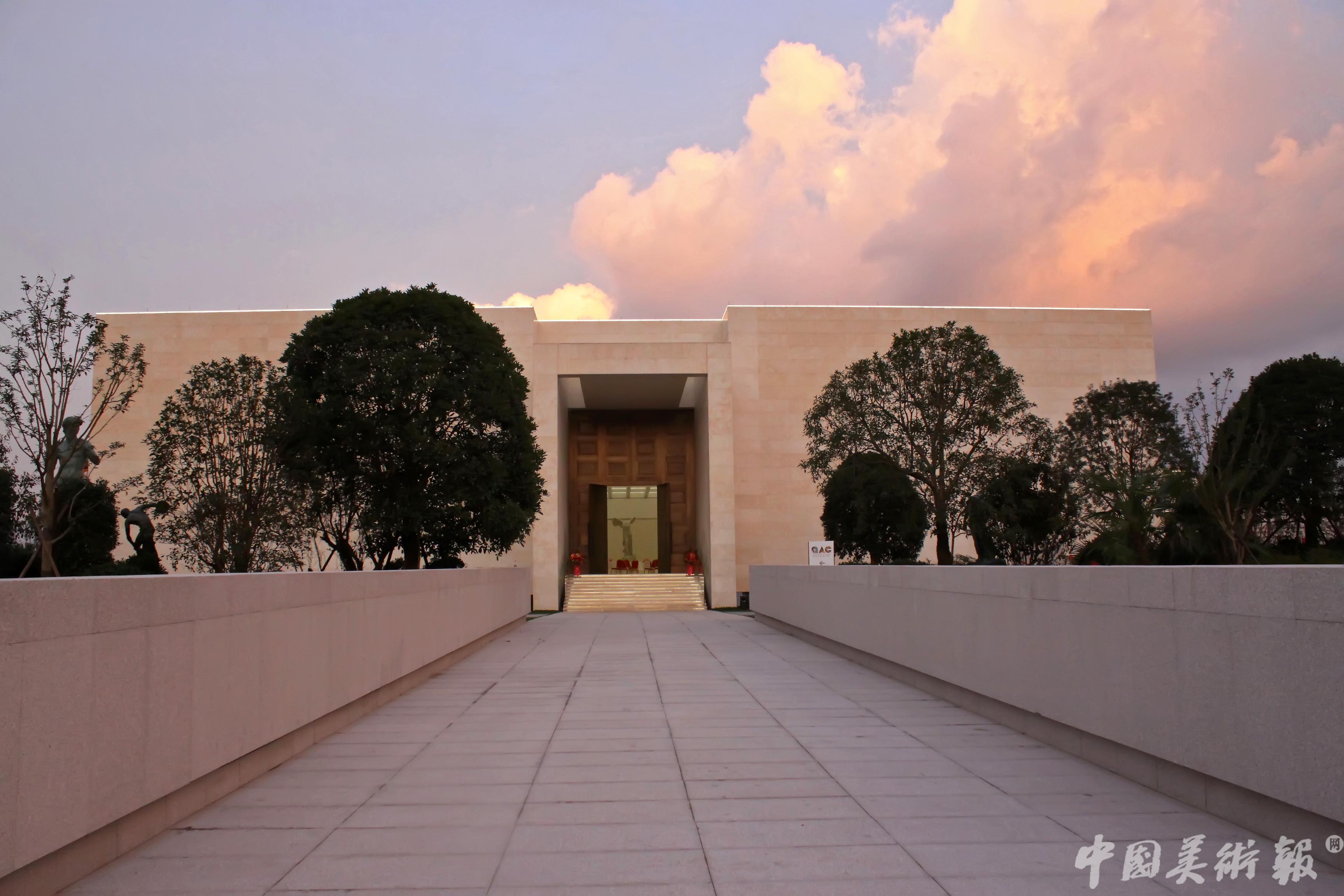 全山石艺术中心 quan shanshi art center向社会大众传播油画,向油画