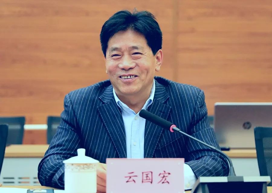 我校校长云国宏讲话科学史所党委副书记,纪委书记赵力讲话双方签署