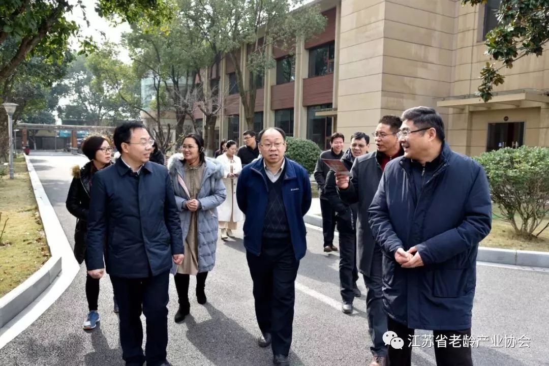 会员动态瑞芝康健全国老龄办党组成员中国老龄协会副会长朱耀垠一行