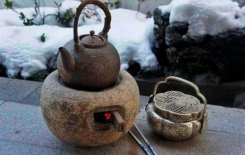 农历中国 腊月十九 煮雪烹茶