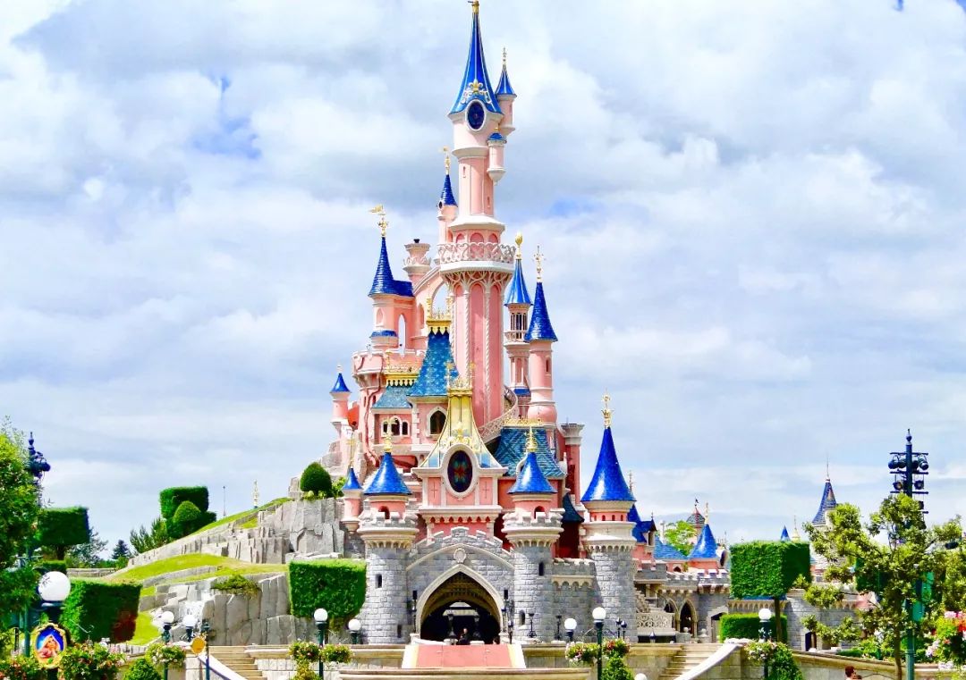 巴黎迪士尼睡美人城堡