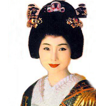 原創
            她出身於上流社會，卻甘為藝術獻身，成為日本最好的藝伎 歷史 第1張