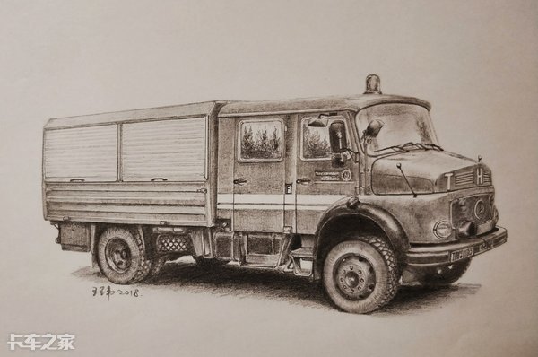 thw涂装的"依维柯马基鲁斯"iveco-magirus卡车(a4纸幅,铅笔手绘)