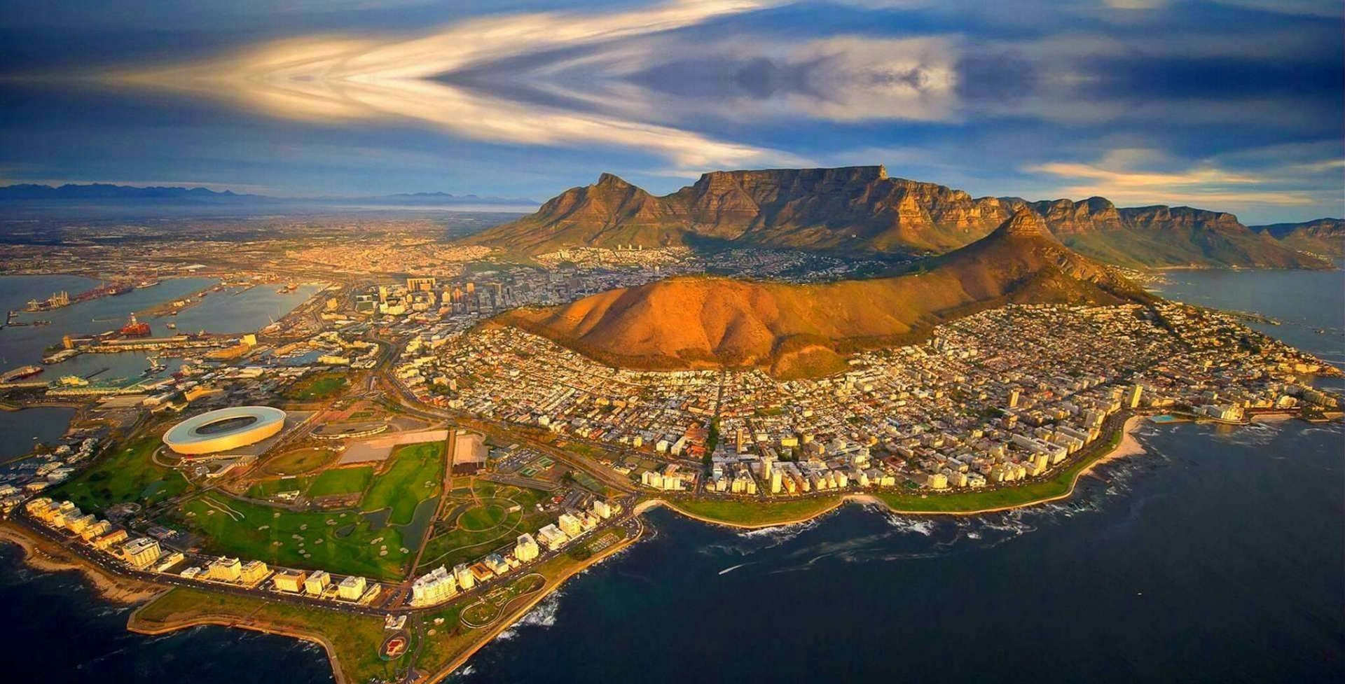 开普敦南非鸟瞰图从直升机的 r 库存照片. 图片 包括有 都市风景, 海景, 沿海, 砍刀, 海运, 小珠靠岸的 - 145142522