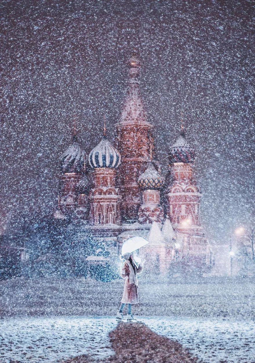 现代影像宁静与魔幻的冬日雪景大雪纷飞的绚烂莫斯科