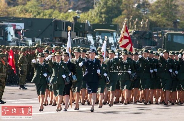 何况日本还是个男尊女卑倾向非常浓厚的国家,现役女队员在自卫队中的