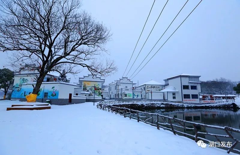 湖口经济总量_经济发展图片(3)