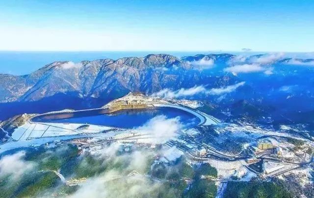 再不去滑雪冬天就要过去啦！国内10大滑雪胜地谈球吧体育(图19)