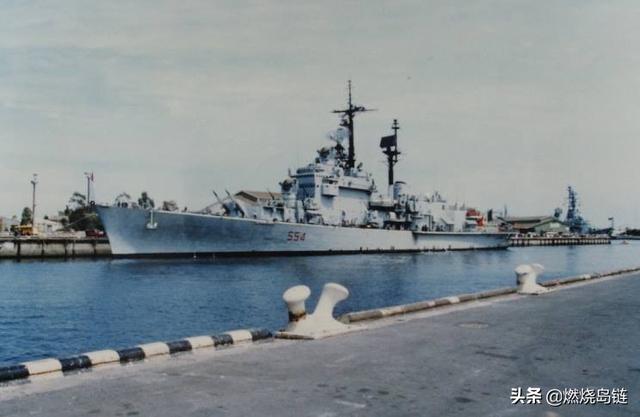 二战后意大利建造的"安多利亚多利亚"级直升机巡洋舰