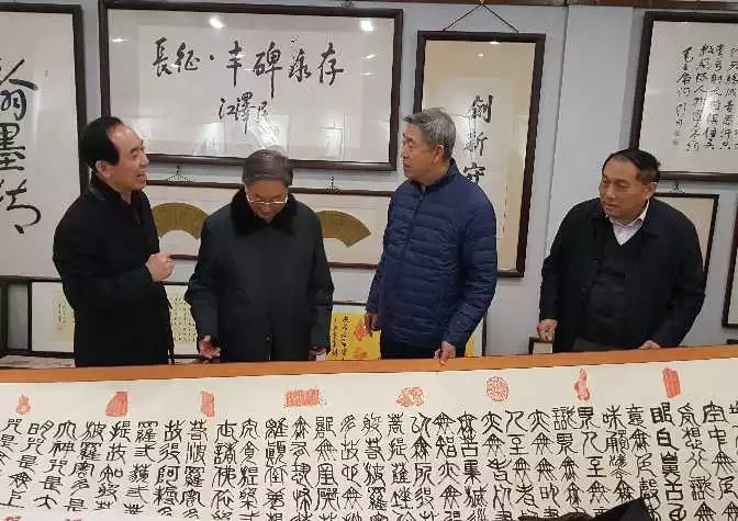 将军书法家张东辉与著名篆刻家李保峰联手创作"心经"引起社会反响