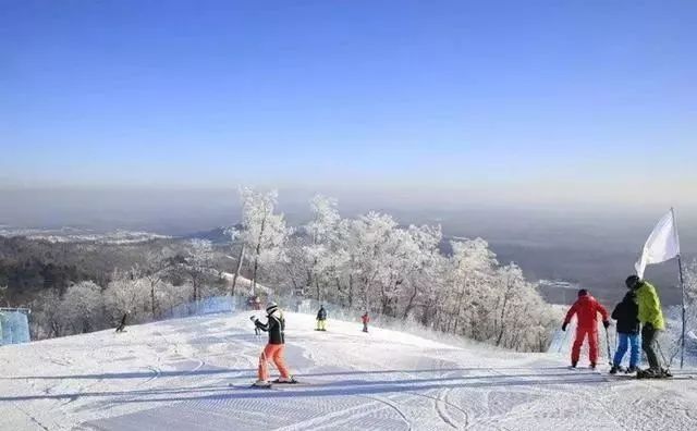 再不去滑雪冬天就要过去啦！国内10大滑雪胜地谈球吧体育(图8)