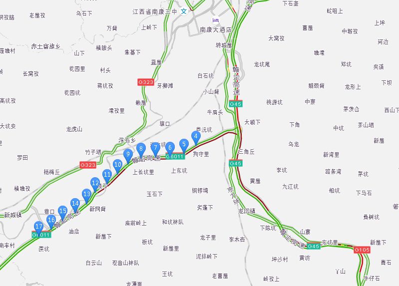 大广高速公路江西境内赣州地区,三益互通枢纽北上方向拥堵严重.